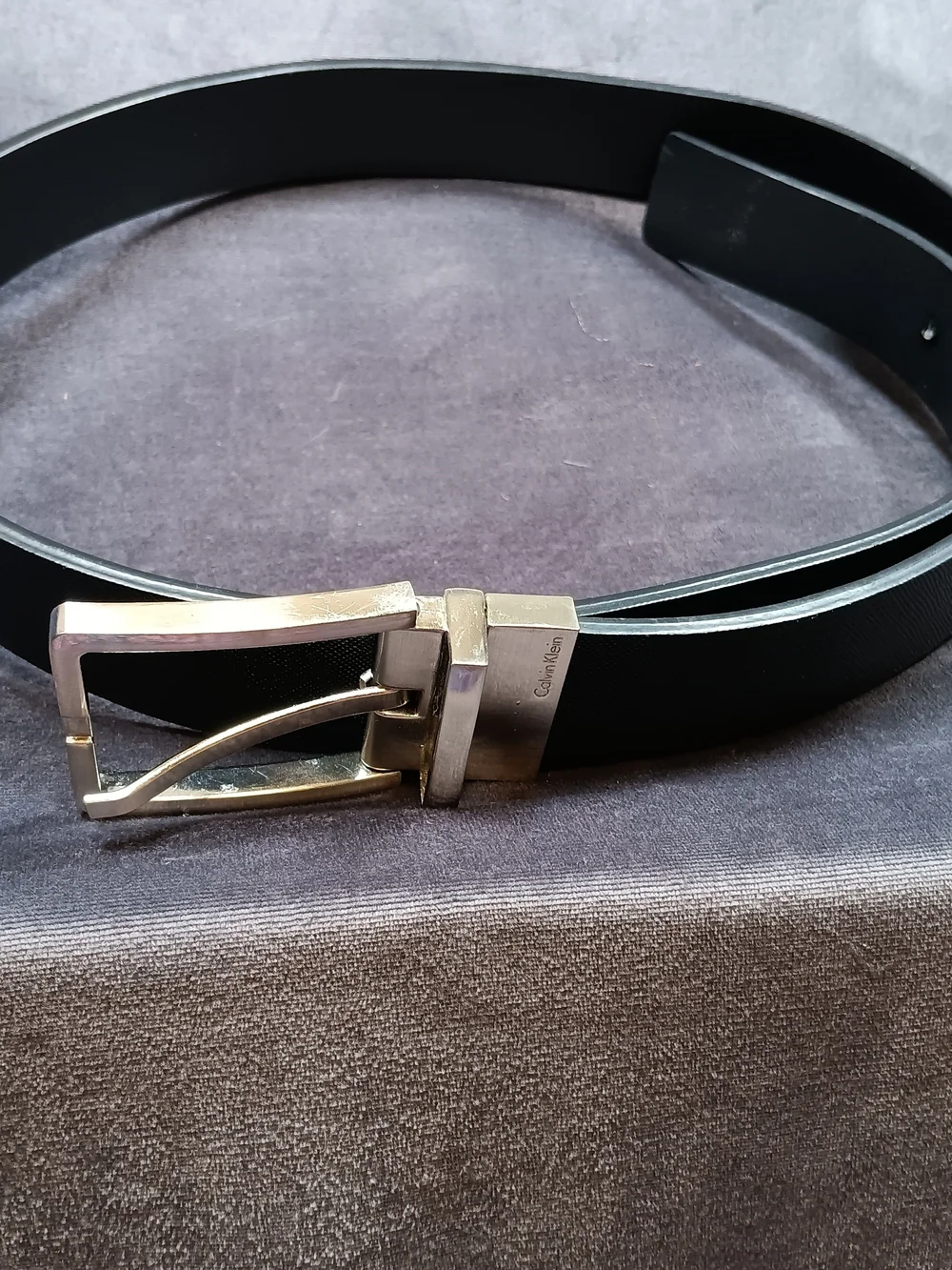 Calvin Klein Men’s Silver Buckle Black Webbing Belt